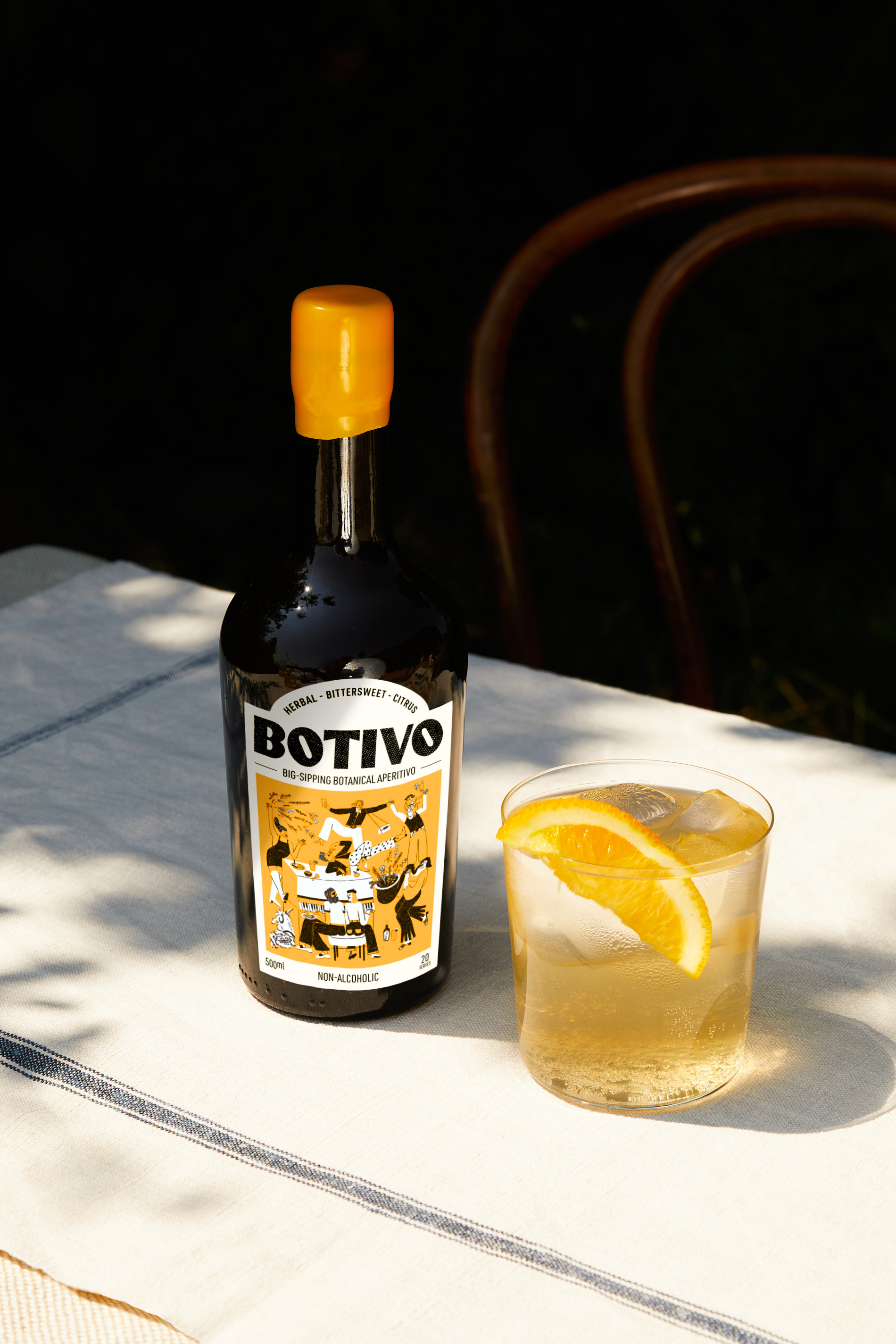 White Negroni with Botivo